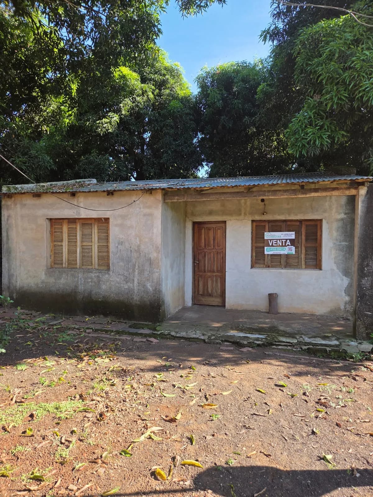 TERRENO CON CASA A RECICLAR - Venta en Posadas
